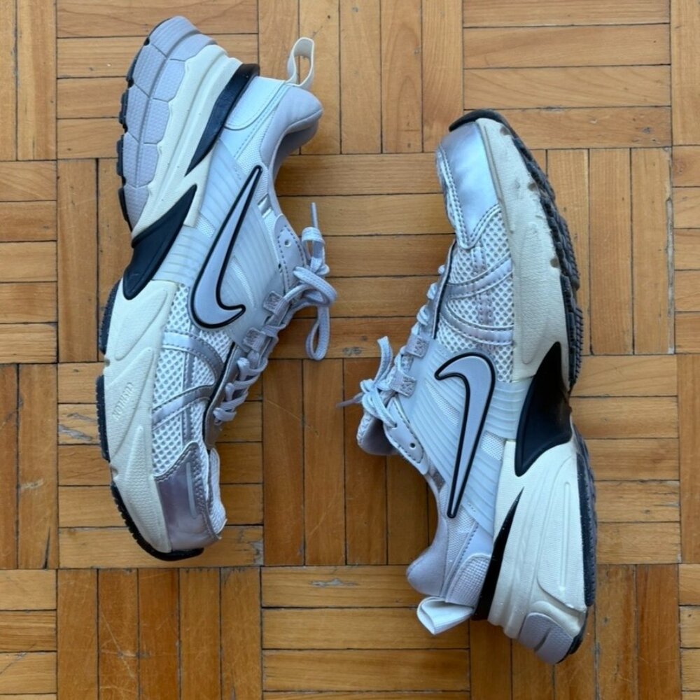 Nike V2K Run